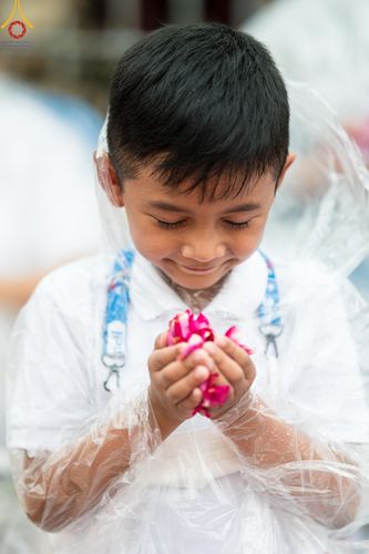 ภาพ No.128206:พิธีอัญเชิญพระบรมสารีริกธาตุ " ใจกลางเมืองนครหาดใหญ่ " เพื่อประดิษฐาน ณ มหารัตนเจดีย์สิริปทุมสวรรค์ (เจดีย์อริยพุทธะ 5 พระองค์) ศูนย์ปฏิบัติธรรมภาคใต้ อ.บางกล่ำ จ.สงขลา  วันที่ 9 มีนาคม พ.ศ.2567 (ชุดที่ 1)