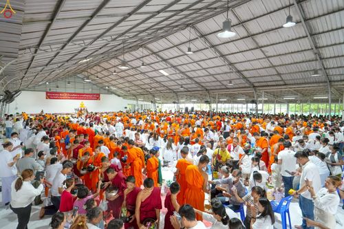 ภาพ No.228150:วันอาทิตย์ที่ 8 มิถุนายน พ.ศ. 2568 พิธีตักบาตรพระ 500 รูป ปีที่ 10 ณ ธุดงคสถานล้านนา อำเภอสันทราย จังหวัดเชียงใหม่