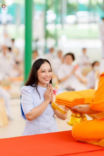 ภาพ No.227709:วันเสาร์ที่ 31 พฤษภาคม พ.ศ.2568 พิธีถวายผ้าไตรแด่สามเณรผู้เข้ารับการอุปสมบท , พิธีอุปสมบทสามเณรเตรียม DCI วัดพระธรรมกาย จ.ปทุมธานี