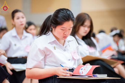 ภาพ No.181034:การอบรมโครงการตอบปัญหาธรรมะ "ทางก้าวหน้า" ครั้งที่ 42 SUPERVISOR รอบ Final Course วันที่ 23-24 พฤศจิกายน พ.ศ. 2567 ณ ห้องแก้วสารพัดนึก 2 วัดพระธรรมกาย