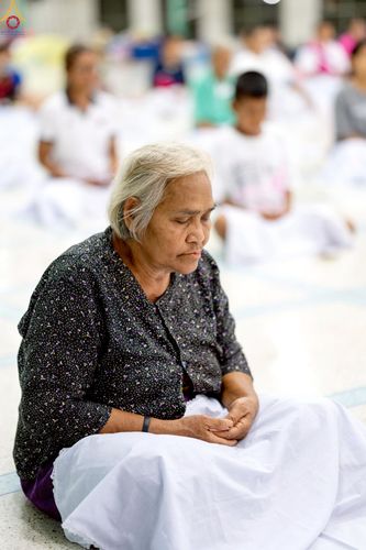 ภาพ No.235407:วันที่ 30-31 กรกฎาคม พ.ศ. 2568 วัดพระธรรมกาย มูลนิธิธรรมกาย ร่วมกับศูนย์ส่งเสริมศีลธรรมจังหวัดสุรินทร์ เปิดศูนย์พักพิงชั่วคราวเพื่อช่วยเหลือประชาชน ผู้อพยพจากเหตุปะทะกันตามแนวชายแดน ไทย-กัมพูชา ตั้งแต่วันที่ 24 กรกฎาคม พ.ศ.2568 เป็นต้นไป