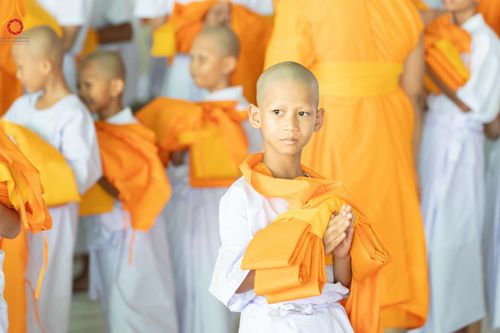 ภาพ No.134161:พิธีบรรพชาสามเณร โครงการบรรพชาสามเณร ฟื้นฟูพระพุทธศาสนาทั่วไทย ศูนย์อบรมวัดพระธรรมกาย วันเสาร์ที่ 6 เมษายน พ.ศ. 2567