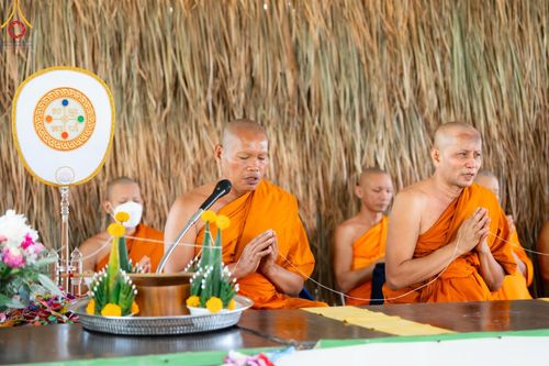 ภาพ No.142437:พิธีทอดผ้าป่า เพื่อสมทบทุนสร้างมหาวิหาร วันเสาร์ ที่ 22 มิถุนายน พ.ศ. 2567 ณ ศูนย์ปฏิบัติธรรมแก้วภูเรือ อ.ภูเรือ จ.เลย