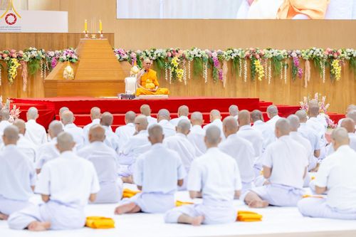 ภาพ No.217201:วันเสาร์ที่ 12 เมษายน พ.ศ. 2568 พิธีบรรพชา พิธีขอศีลและขอนิสสัย พิธีมอบบาตร ในโครงการอุปสมบทหมู่ บูชาธรรมหลวงพ่อธัมมชโย, โครงการธรรมทายาท ระดับอุดมศึกษา รุ่นที่ 52 ,  โครงการบวชพระนานาชาติ AEC & WAB CEO รุ่นที่ 4 ณ วัดพระธรรมกาย