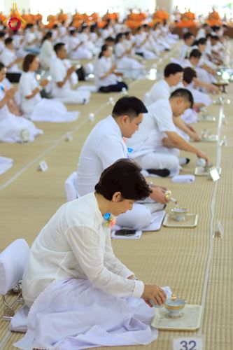 ภาพ No.217136:วันเสาร์ที่ 12 เมษายน พ.ศ. 2568 พิธีบุพเปตพลี ครั้งที่ 162 ร่วมอุทิศบุญแด่หมู่ญาติที่ล่วงลับไปแล้ว และพิธีถวายภัตตาหารเมนูสวรรค์ ณ หอฉันคุณยายอาจารย์ฯ วัดพระธรรมกาย