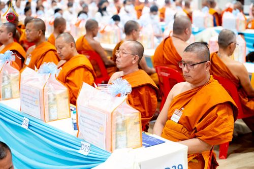 ภาพ No.238831:วันเสาร์ที่ 16 สิงหาคม พ.ศ. 2568 งานบุญประจำปี ครั้งที่ 20 พิธีทักษิณานุปทานแด่บรรพชน ตระกูลผ่องสวัสดิ์และหมู่ญาติที่ล่วงลับไปแล้ว ณ พระมหาเจดีย์ทัตตชีโว ศูนย์อบรมเยาวชนกาญจนบุรี