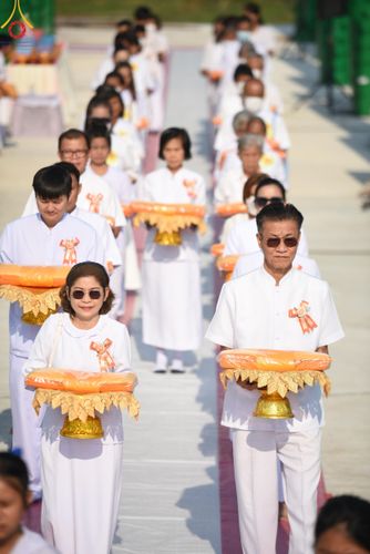 ภาพ No.121135:พิธีทอดผ้าป่า โครงสร้างหลังคา เสาคู่ค้ำฟ้ามหามงคล เพื่อสถาปนาอาคาร 80 ปี หลวงพ่อธัมมชโย ณ ศูนย์ปฏิบัติธรรมวิหารแดง ต.เจริญธรรม อ.วิหารแดง จ.สระบุรี วันที่ 27 มกราคม พ.ศ. 2567