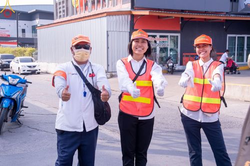 ภาพ No.121780:V.22 ต่อไป การเตรียมงาน เก็บงาน การรับบุญของเจ้าหน้าที่หน่วยงานต่างๆ เพื่อโครงการธรรมยาตรา กตัญญูบูชา มหาปูชนียาจารย์ พระมงคลเทพมุนี (สด จนฺทสโร) พระผู้ปราบมาร อนุสรณ์สถาน 7 แห่ง ปีที่ 12 ระหว่างวันที่ 2 - 31 มกราคม พ.ศ.2567