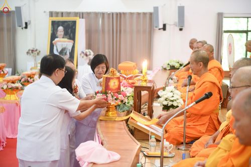 ภาพ No.261582:วันที่ 17-18 ตุลาคม พ.ศ. 2568 พิธีเจริญพระพุทธมนต์คณะสงฆ์ 108 กลั่นแผ่นดินองค์พระเจดีย์สระบุรี สมโภชองค์กฐิน และพิธีทอดกฐิน ณ ศูนย์ปฏิบัติธรรมสระบุรี ในโครงการกฐินสามัคคีทั่วไทย 30,000 วัด บูชาธรรม 81 ปี หลวงพ่อธัมมชโย โดยคณะศิษยานุศิษย์วัดพระธรรมกาย