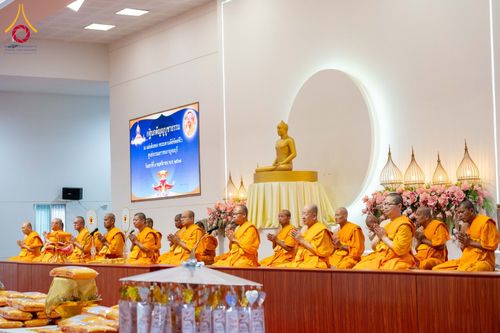 ภาพ No.174292:พิธีทอดกฐินกตัญญูบูชาธรรม ณ พระมหาเจดียทัตตชีโว ศูนย์อบรมเยาวชนกาญจนบุรี ในโครงการกฐินสามัคคีทั่วไทย 30,000 วัด บูชาธรรม 80 ปี หลวงพ่อธัมมชโย โดยคณะศิษยานุศิษย์วัดพระธรรมกาย วันที่ 9 พฤศจิกายน พ.ศ. 2567