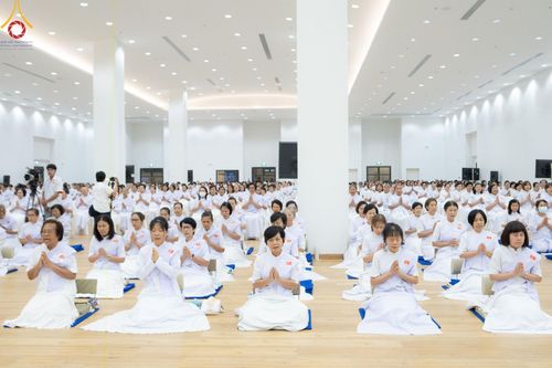 ภาพ No.157363:โครงการ อุบาสกแก้ว อุบาสิกาแก้ว รุ่นที่ 3 ตัวแทนทอดกฐินสามัคคีทั่วไทย 30,000 วัด บูชาธรรม 80 ปี หลวงพ่อธัมมชโย ระหว่างวันที่ 19-22 กันยายน พ.ศ. 2567 โซนกรุงเทพฯ-สมุทรปราการ ณ อาคาร 115 ปี คุณยายอาจารย์ฯ วัดพระธรรมกาย