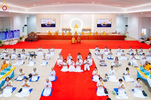 ภาพ No.87106:พิธีทักษิณานุปทานแด่บรรพชนตระกูลผ่องสวัสดิ์ และหมู่ญาติที่ล่วงลับไปแล้ว ณ มหาเจดีย์ทัตตชีโว ศูนย์อบรมเยาวชนกาญจนบุรี วันที่ 31 สิงหาคม พ.ศ. 2566