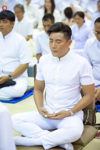 ภาพ No.222778:วันอาทิตย์ต้นเดือนที่ 4 พฤษภาคม พ.ศ. 2568 พิธีบูชาข้าวพระ ณ สภาธรรมกายสากล วัดพระธรรมกาย