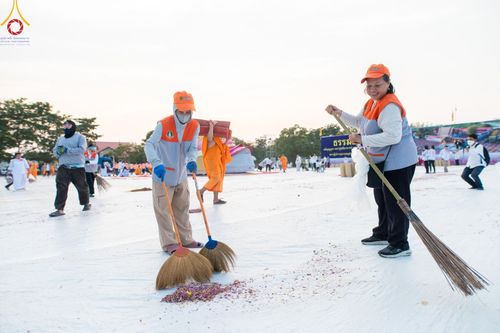 ภาพ No.113415:V.12 พลังหมู่ การเตรียมงาน เก็บงาน การรับบุญของเจ้าหน้าที่หน่วยงานต่างๆ เพื่อโครงการธรรมยาตรา ปีที่ 12 ระหว่างวันที่ 2 - 31 มกราคม พ.ศ. 2567