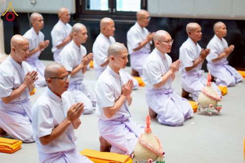 ภาพ No.256198:วันที่ 4 ตุลาคม พ.ศ. 2568 พิธีบรรพชาอุปสมบท  โครงการอุปสมบทหมู่บูชาธรรม 141 ปี  พระมงคลเทพมุนี (สด จนฺทสโร) ณ โบสถ์พระไตรปิฏก วัดพระธรรมกาย จ.ปทุมธานี