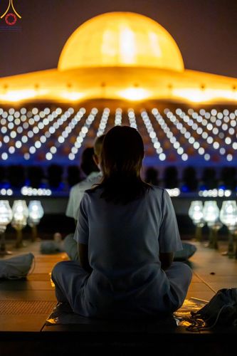 ภาพ No.279244:พิธีจุดวิสาขประทีป พิธีเวียนประทักษิณ ในวันวิสาขบูชา พุธที่ 22 พฤษภาคม พ.ศ. 2567 ( วันพระขึ้น 15 ค่ำ เดือน 6 ) ณ ลานธรรม พระมหาธรรมกายเจดีย์ วัดพระธรรมกาย จ.ปทุมธานี