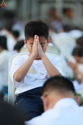 ภาพ No.78424:พิธีตัดปอยผม โครงการหน่อแก้วเปรียญธรรมรุ่นที่ 11  วันที่ 26 มีนาคม พ.ศ.2566  ณ หมู่กุฏิสามเณร อาคารค่ายจองแชมป์ วัดพระธรรมกาย