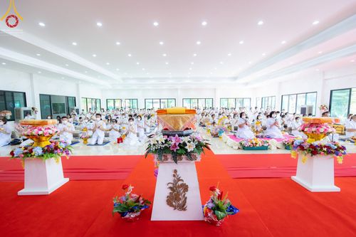 พิธีทอดกฐินสามัคคี สร้างถนนคอนกรีตเส้นทางมหาเศรษฐี วันอาทิตย์ที่ ๓๐ ตุลาคม พ.ศ. ๒๕๖๕ ณ ธุดงคสถานบ้านหมี่ ( เขาดอนดึง) ต.ดอนดึง อ.บ้านหมี่ จ.ลพบุรี