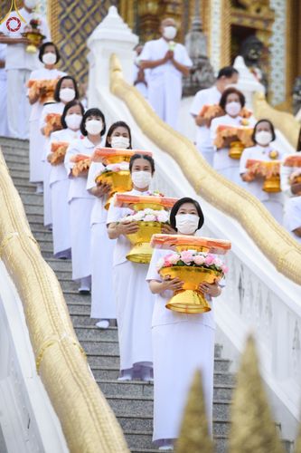 ภาพ No.65515:พิธีเวียนประทักษิณ และขอขมามอบผ้าไตร รุ่นบูชาธรรมมหาปูชนียาจารย์  ปี ๒๕๖๕ ณ วัดพระพุทธบาทราชวรมหาวิหาร  อ.พระพุทธบาท จ.สระบุรี วันเสาร์ที่ ๒๐ พฤศจิกายน พ.ศ. ๒๕๖๕
