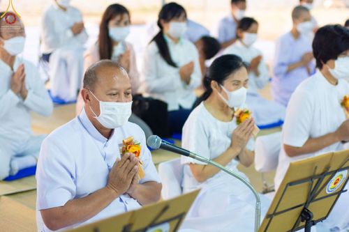 ภาพ No.74360:พิธีถวายภัตตาหารเป็นสังฆทาน แด่คณะพระธรรมยาตราฯ ในโครงการธรรมยาตรากตัญญูบูชา มหาปูชนียาจารย์ พระมงคลเทพมุนี(สด จนฺทสโร) พระผู้ปราบมาร อนุสรณ์สถาน 7 แห่ง ปีที่ 11 วันที่ 26 มกราคม พ.ศ. 2566