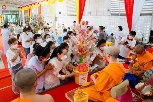 ภาพ No.64514:พิธีทอดกฐินบรมจักรพรรดิ เพื่อสร้างทุกสิ่ง ณ ศูนย์อบรมสมุทรปราการ ต.ปากน้ำ อ.เมือง จ.สมุทรปราการ วันอาทิตย์ที่ ๓๐ ตุลาคม พ.ศ. ๒๕๖๕