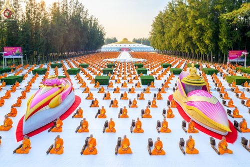 พุทธบุตรธรรมยาตรา ปฏิบัติธรรมและบันทึกภาพประวัติศาสตร์ ในโครงการธรรมยาตรา เส้นทางพระผู้ปราบมาร ปีที่ 11 ณ วัดพระธรรมกาย จ.ปทุมธานี วันที่ 22 ธันวาคม พ.ศ. 2565