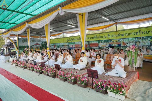 พิธีเจริญพระพุทธมนต์และตักบาตรพระ ๑,๐๐๐ รูป บำเพ็ญกุศลเพื่อถวายพระพรชัยแด่ สมเด็จพระเจ้าลูกเธอเจ้าฟ้าพัชรกิติยาภา นเรนทิราเทพยวดี กรมหลวงราชสาริณีสิริพัชร มหาวัชรราชธิดา และ ฉลองเมืองลำปาง ๑,๓๔๒ ปี วันศุกร์ที่ ๓๐ ธันวาคม พ.ศ.๒๕๖๕ ณ ศูนย์ปฏิบัติธรรมลำปาง 