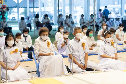 ภาพ No.71752:พิธีถวายภัตตาหารเป็นสังฆทาน แด่คณะพระธรรมยาตราฯ ในโครงการธรรมยาตรากตัญญูบูชา มหาปูชนียาจารย์ พระมงคลเทพมุนี(สด จนฺทสโร) พระผู้ปราบมาร อนุสรณ์สถาน 7 แห่ง ปีที่ 11 วันที่ 17 มกราคม พ.ศ. 2566