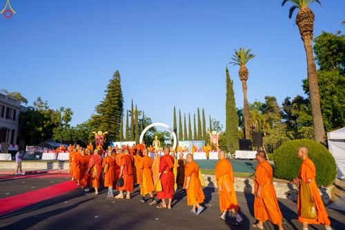ภาพ No.332900:วันอาทิตย์ที่ 31 พฤษภาคม พ.ศ. 2569 วันวิสาขบูชา ณ วัดพระธรรมกายแคลิฟอร์เนีย  ประเทศสหรัฐอเมริกา