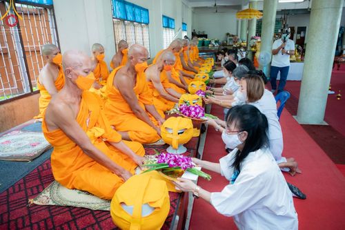 ภาพ No.66585:พิธีอุปสมบทวัดเขาชีธรรมนิมิต อ.ศรีราชา จ.ชลบุรี รับบุญจัดงานโดยสำนักพัฒนาเยาวชนโลก เมื่อวันที่ 7 ธันวาคม พ.ศ. 2565