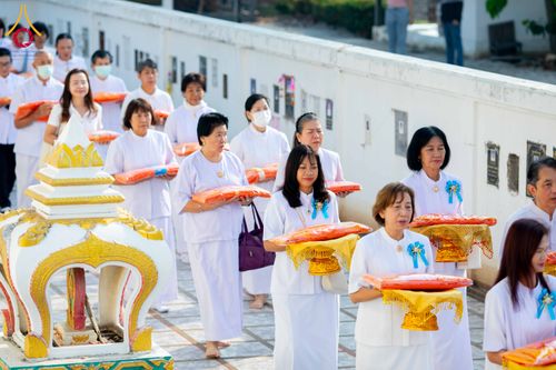 ภาพ No.298862:วันที่ 16 มกราคม พ.ศ. 2569 พิธีทอดผ้าป่าทำนุบำรุงศาสนสถาน ณ วัดอัมพวัน ต.บางม่วง อ.บางใหญ่ จ.นนทบุรี ในโครงการธรรมยาตรา กตัญญูบูชา มหาปูชนียาจารย์ พระมงคลเทพมุนี(สด จนฺทสโร) พระผู้ปราบมาร อนุสรณ์สถาน 7 แห่ง ปีที่ 14