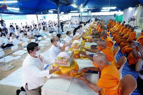 พิธีถวายภัตตาหารเป็นสังฆทาน แด่คณะพระธรรมยาตราฯ ในโครงการธรรมยาตรากตัญญูบูชา มหาปูชนียาจารย์ พระมงคลเทพมุนี(สด จนฺทสโร) พระผู้ปราบมาร อนุสรณ์สถาน 7 แห่ง ปีที่ 11 วันที่ 23 มกราคม พ.ศ. 2566
