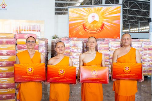 ภาพ No.322096:วันที่ 14 เมษายน พ.ศ.2569 การเตรียมกล่องไทยธรรม วันสุดท้าย เพื่องานถวายมหาสังฆทาน 40,000 กว่าวัดทั่วประเทศ วันคุ้มครองโลก 22 เมษายน พ.ศ.2569 วัดพระธรรมกาย