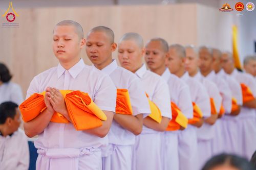 ภาพ No.283644:วันเสาร์ที่ 20 ธันวาคม  2568 พิธีบรรพชาสามเณร ณ ประเทศอินโดนีเซีย