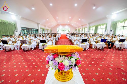 ภาพ No.298686:วันที่ 20 มกราคม พ.ศ. 2569 พิธีทอดผ้าป่าทำนุบำรุงศาสนสถาน ณ วัดไร่ขิง อ.สามพราน จ.นครปฐม ในโครงการธรรมยาตรา กตัญญูบูชา มหาปูชนียาจารย์ พระมงคลเทพมุนี(สด จนฺทสโร) พระผู้ปราบมาร อนุสรณ์สถาน 7 แห่ง ปีที่ 14