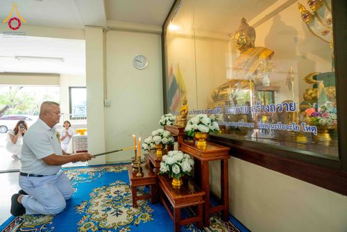 ภาพ No.300735:วันที่ 22 มกราคม พ.ศ. 2569 พิธีทอดผ้าป่าทำนุบำรุงศาสนสถาน ณ วัดบางช้างใต้ อ.สามพราน จ.นครปฐม ในโครงการธรรมยาตรา กตัญญูบูชา มหาปูชนียาจารย์ พระมงคลเทพมุนี(สด จนฺทสโร) พระผู้ปราบมาร อนุสรณ์สถาน 7 แห่ง ปีที่ 14