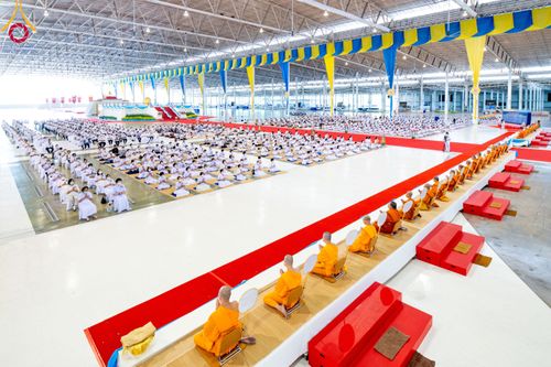 ภาพ No.87928:พิธีรำลึกนักสร้างบารมี ในวันมหารำลึกครั้งที่ 33 วันเสาร์ที่ 16 กันยายน พ.ศ. 2566 ณ หน้ารัตนบัลลังก์ สภาธรรมกายสากล วัดพระธรรมกาย