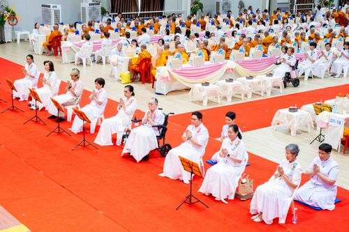 ภาพ No.342679:วันเสาร์ที่ 8 สิงหาคม พ.ศ. 2569  พิธีทักษิณานุปทาน แด่บรรพชนตระกูลผ่องสวัสดิ์และหมู่ญาติที่ล่วงลับไปแล้ว ครั้งที่ 21 ณ พระมหาเจดีย์ทัตตชีโว ศูนย์อบรมเยาวชนกาญจนบุรี