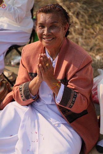 ภาพ No.295136:วันที่ 14 มกราคม พ.ศ. 2569 พิธีต้อนรับพระธรรมยาตรา อนุสรณ์สถานลำดับที่ 4  สถานที่เกิดด้วยกายธรรม ณ วัดโบสถ์บน ต.บางคูเวียง จ.นนทบุรี ในโครงการธรรมยาตรา กตัญญูบูชา มหาปูชนียาจารย์ พระมงคลเทพมุนี(สด จนฺทสโร) พระผู้ปราบมาร อนุสรณ์สถาน 7 แห่ง ปีที่ 14