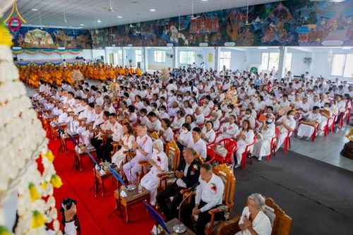 ภาพ No.295637:วันที่ 15 มกราคม พ.ศ. 2569 พิธีทอดผ้าป่าทำนุบำรุงศาสนสถาน ณ วัดโบสถ์บน ต.บางคูเวียง จ.นนทบุรี อนุสรณ์สถานลำดับที่ 4 สถานที่เกิดด้วยกายธรรม ในโครงการธรรมยาตรา กตัญญูบูชา มหาปูชนียาจารย์ พระมงคลเทพมุนี(สด จนฺทสโร) พระผู้ปราบมาร อนุสรณ์สถาน 7 แห่ง ปีที่ 14