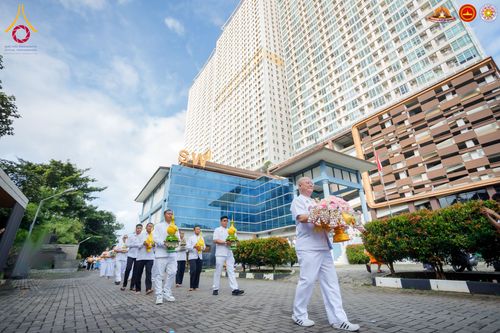 ภาพ No.283605:วันเสาร์ที่ 20 ธันวาคม  2568 พิธีบรรพชาสามเณร ณ ประเทศอินโดนีเซีย