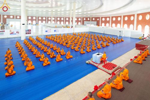 ภาพ No.315238:​วันอาทิตย์ที่ 22 มีนาคม พ.ศ.2569 สามเณรธรรมทายาทเนปาล 500 รูป ฟังธรรม สวดมนต์ ปฏิบัติธรรมร่วมกัน  ณ International Assembly and Meditation Hall Lumbini