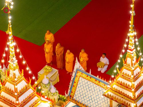 ภาพ No.316697:วันอาทิตย์ที่ 29 มีนาคม พ.ศ. 2569 พิธีทอดผ้าบังสุกุลและพิธีชำระร่าง โยมพ่อณรงค์ จินตมากุล  สิริอายุ 99 ปี 11 เดือน โยมบิดา พระครูปลัดรัตนวีรวัฒน์ (รังสฤษดิ์ อิทฺธิจินตโก) ที่ปรึกษาเจ้าคณะจังหวัดปทุมธานี เจ้าอาวาสวัดพระธรรมกาย  ณ ฌาปนสถานชั่วคราว ทางเข้า 