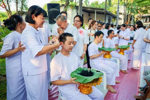 ภาพ No.319755:วันอาทิตย์ที่ 5 เมษายน พ.ศ.2569 พิธีตัดปอยผม และปลงผมนาคธรรมทายาท โครงการบรรพชาและอุปสมบทหมู่ รุ่นบูชาธรรม 82 ปี หลวงพ่อธัมมชโย