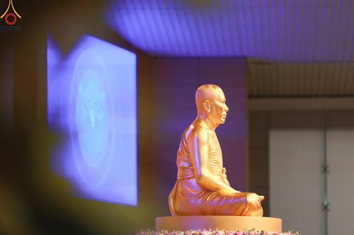 ภาพ No.154731:พิธีทอดผ้าป่าสมทบกฐินวัดพระธรรมกาย และสมทบกฐิน 30,000 วัดทั่วไทย ครั้งที่ 2 ณ สภาธรรมกายสากล วัดพระธรรมกาย วันอังคารที่ 17 กันยายน พ.ศ. 2567