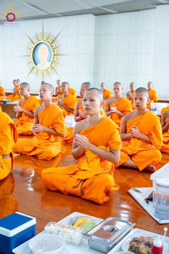 ภาพ No.346141:วันที่ 28 สิงหาคม พ.ศ.2569 พิธีบุพเปตพลี ครั้งที่ 186 ร่วมอุทิศส่วนกุศล แด่หมู่ญาติผู้ล่วงลับไปแล้ว และเป็นปัจจัยสนับสนุน การเผยแผ่พระพุทธศาสนา ณ หอฉันคุณยายอาจารย์ วัดพระธรรมกาย