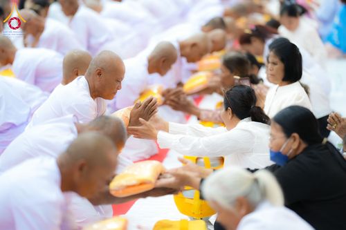 ภาพ No.281188:วันที่ 4 ธันวาคม พ.ศ. 2568 พิธีบรรพชาสามเณร ในโครงการบวชบูชาธรรมมหาปูชนียาจารย์  ณ วัดกลางพระอารามหลวง จังหวัดบุรีรัมย์