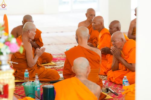ภาพ No.280470:วันที่ 4 ธันวาคม พ.ศ. 2568 พิธีอุปสมบทหมู่ ในโครงการบวชบูชาธรรมมหาปูชนียาจารย์ 4 วัด ในจังหวัดบุรีรัมย์