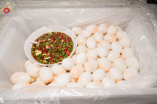 ภาพ No.298557:วันที่ 20 มกราคม พ.ศ. 2569 พิธีถวายภัตตาหารเป็นสังฆทาน แด่พระธรรมยาตรา ณ อนุสรณ์สถานบางปลา วัดบางปลา อำเภอบางเลน จังหวัดนครปฐม ในโครงการธรรมยาตรา กตัญญูบูชา มหาปูชนียาจารย์ พระมงคลเทพมุนี(สด จนฺทสโร) พระผู้ปราบมาร อนุสรณ์สถาน 7 แห่ง ปีที่ 14