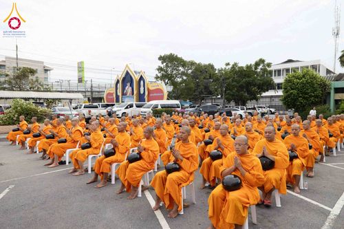 ภาพ No.347001:วันอาทิตย์ที่ 30 สิงหาคม พ.ศ. 2569  พิธีทำบุญตักบาตรพระ 123 รูป เนื่องในโอกาสครบรอบ 122 ปี แห่งการก่อตั้งอำเภอคลองหลวง จังหวัดปทุมธานี ณ บริเวณหน้าที่ว่าการอำเภอคลองหลวง